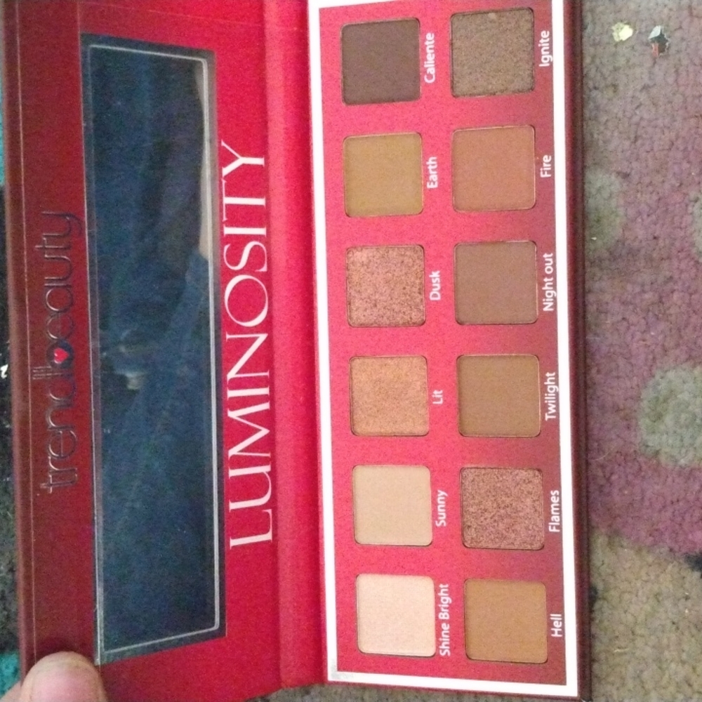 Trendbeauty eyeshadow palette